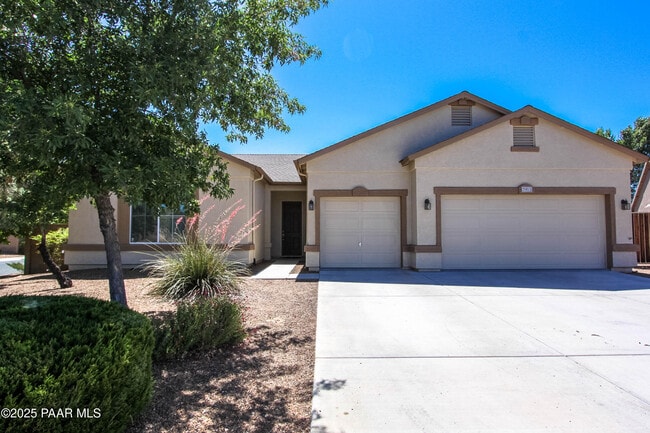 Primary Photo - 7913 E Mesteno Rd