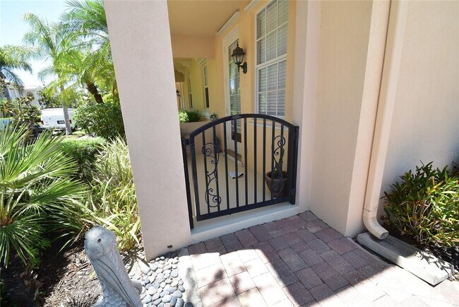 Building Photo - 5397 Davini St