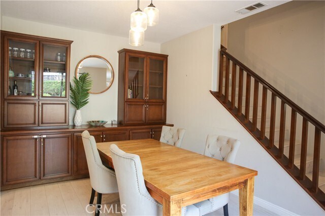 Building Photo - 214 Martindale Way