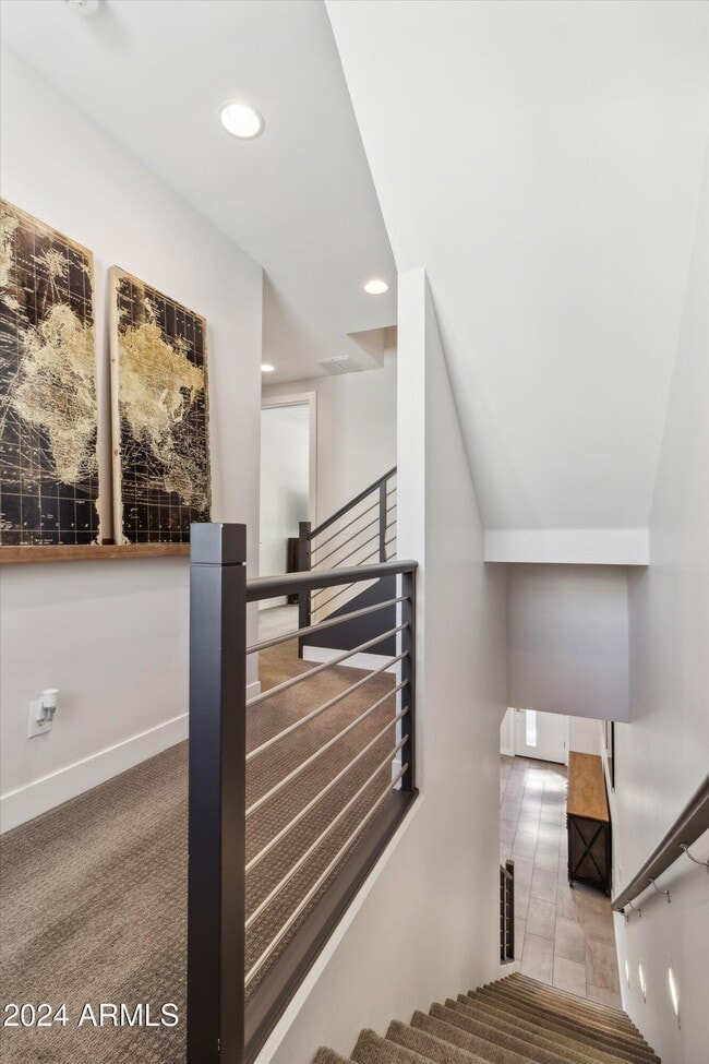 Building Photo - 240 W Missouri Ave