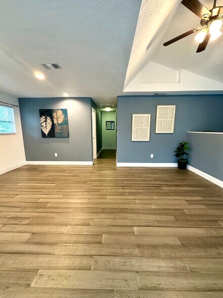 Building Photo - 423 Ololu Dr