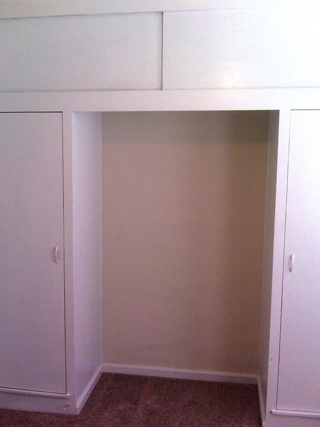 Building Photo - 2 Bedroom Home off of 22nd and Jackson Str...