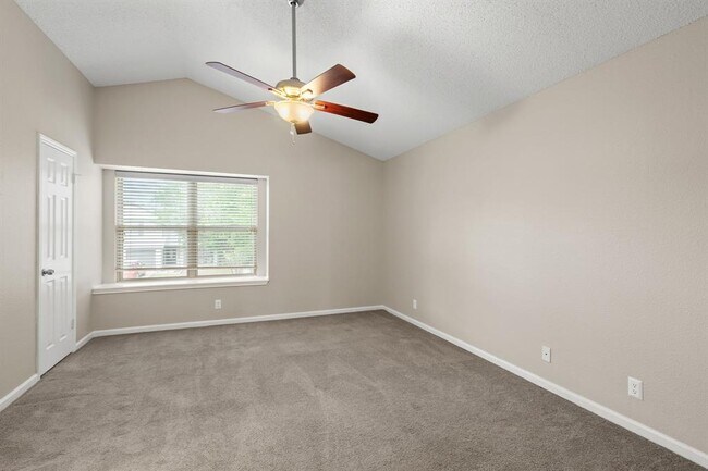 Building Photo - 1108 Forest Oaks Path