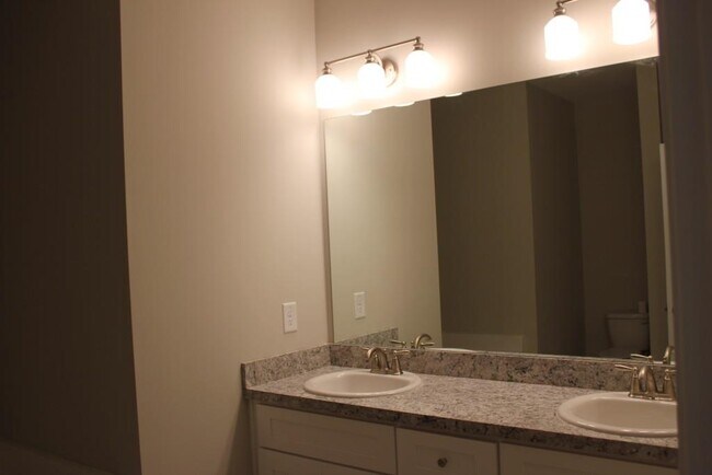 Building Photo - 4301 Chads Park Dr