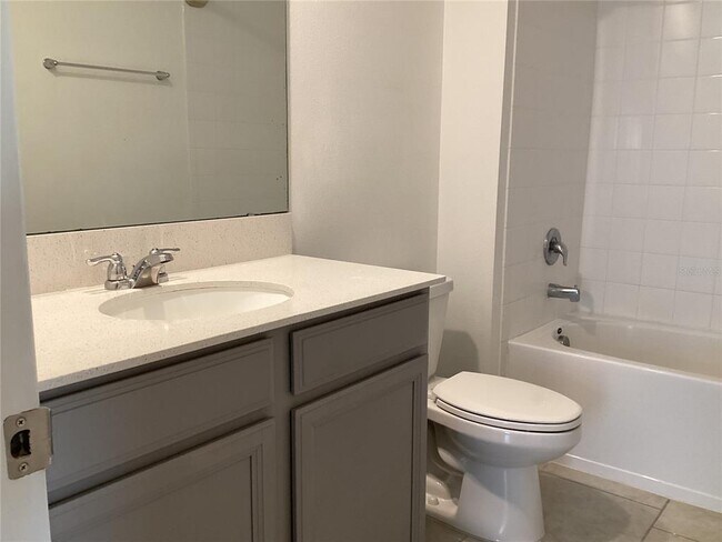 Building Photo - 260 Pershing St