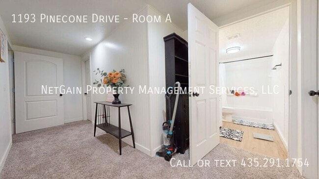 Building Photo - 1193 Pinecone Dr