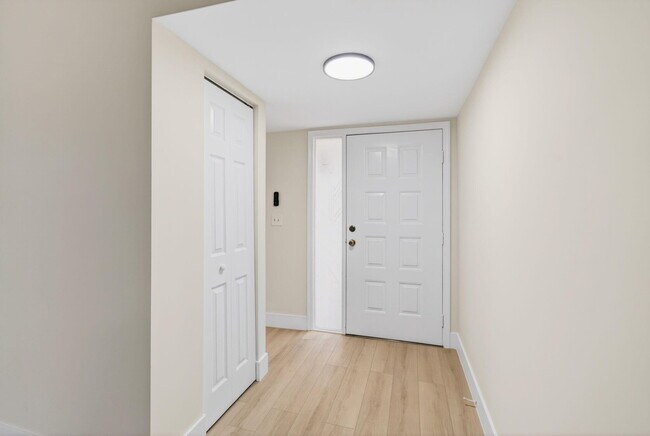 Building Photo - 5900 Camino Del Sol