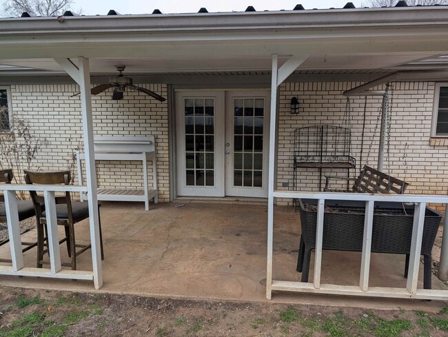 Building Photo - 204 Ralph St