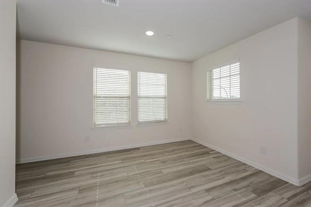 Building Photo - 762 Bonnet Trl