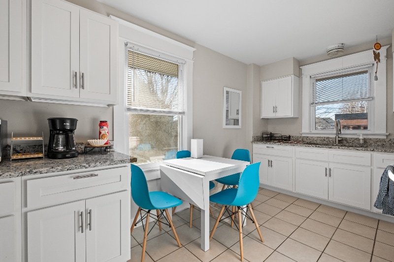 Building Photo - 2016 Edgeland Ave