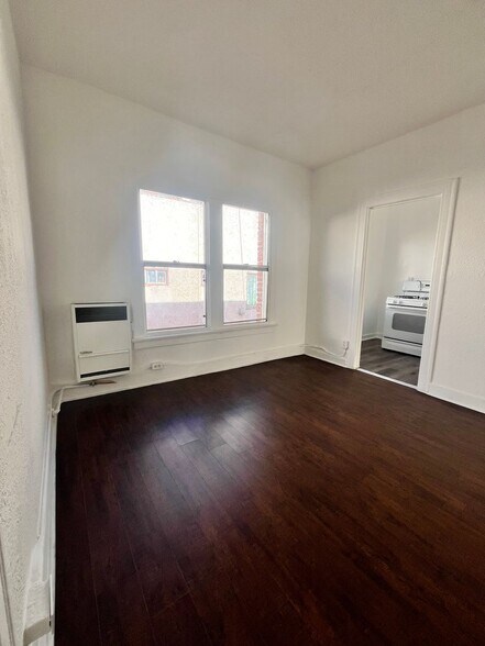 Interior Photo - The Devon Apartments - Spacious with Beaut...