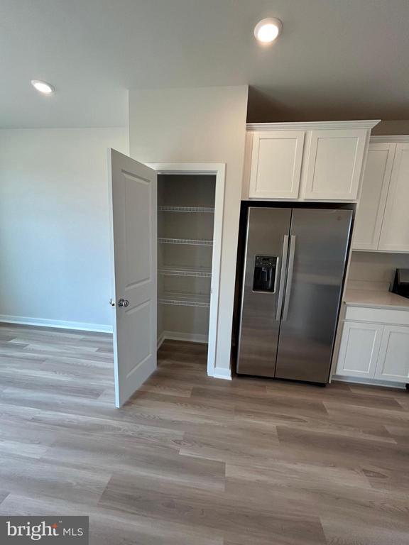 Building Photo - 38 Barnes Wy