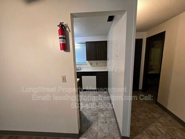 Building Photo - 2145 NW Highland Dr