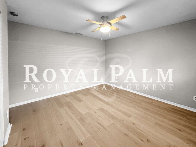 Building Photo - 326 SW 29th St