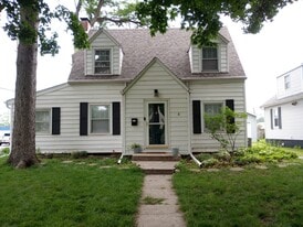 Building Photo - 2153 S State St