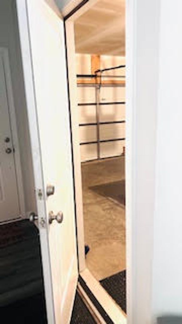 Building Photo - Modern Luxury in Winston-Salem