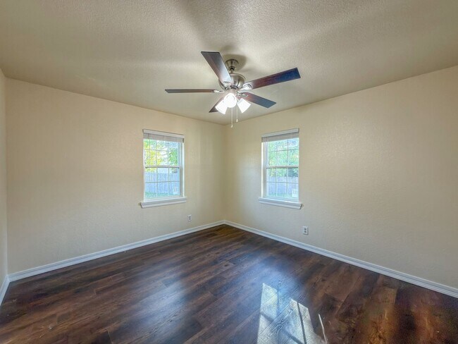 Building Photo - 4901 S.28th Street-