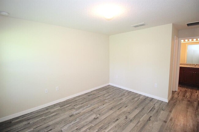 Building Photo - 155 Ullian Trail