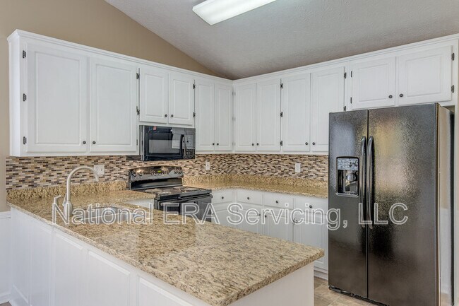 Building Photo - 35 Oak Ridge Ct