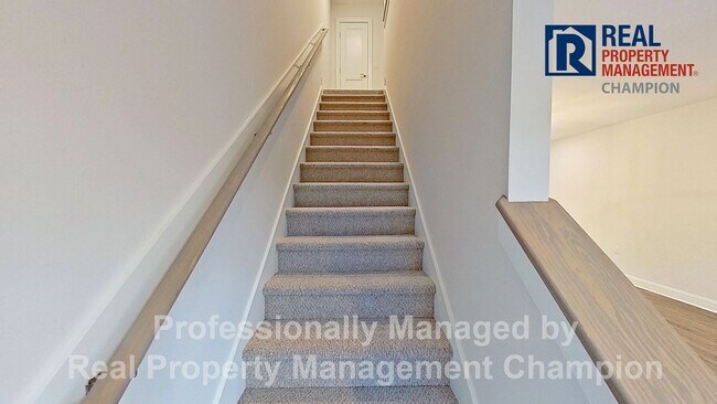 Building Photo - Newly Constructed Luxury Townhomes in Porters Neck