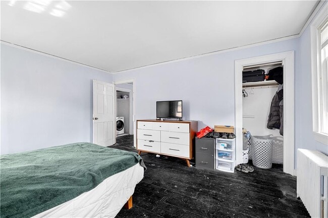 Building Photo - 34 Congdon St