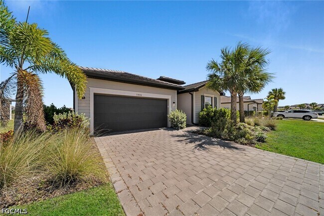 Building Photo - 13846 Pine Lodge Ln