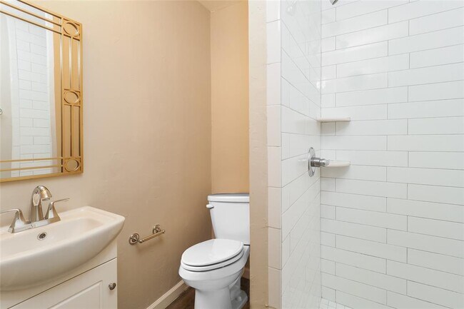Building Photo - 5107 N Miller Pl
