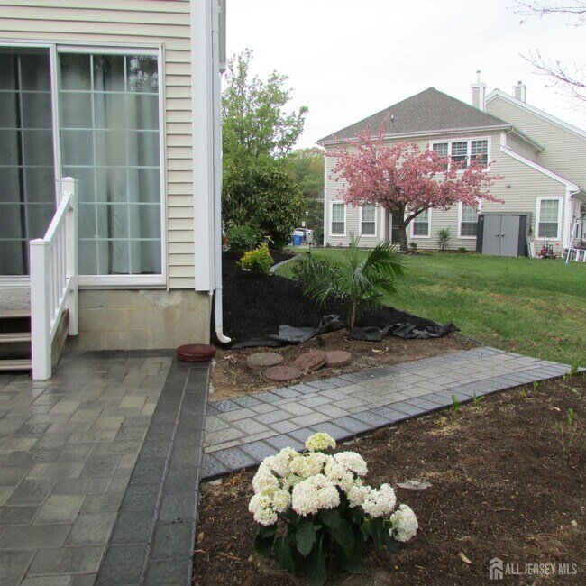 Building Photo - 29 Tall Oaks Ct