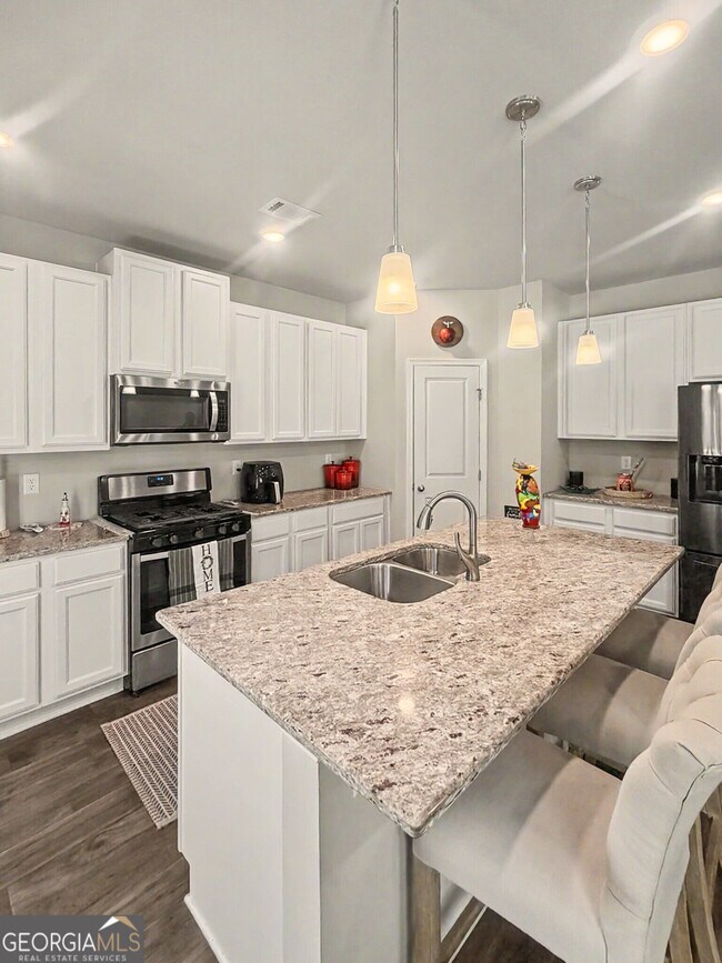 Building Photo - 369 Auburn Crossing Dr