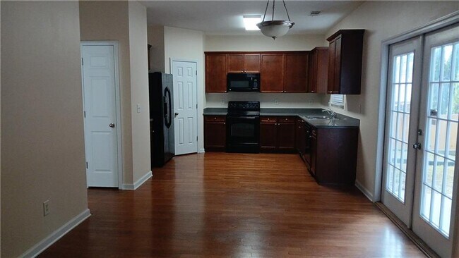 Building Photo - 5966 Haddon Pl SE