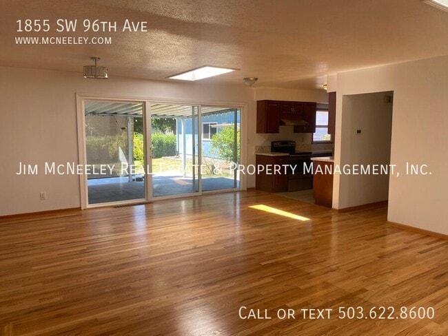 Building Photo - 1855 SW 96th Ave