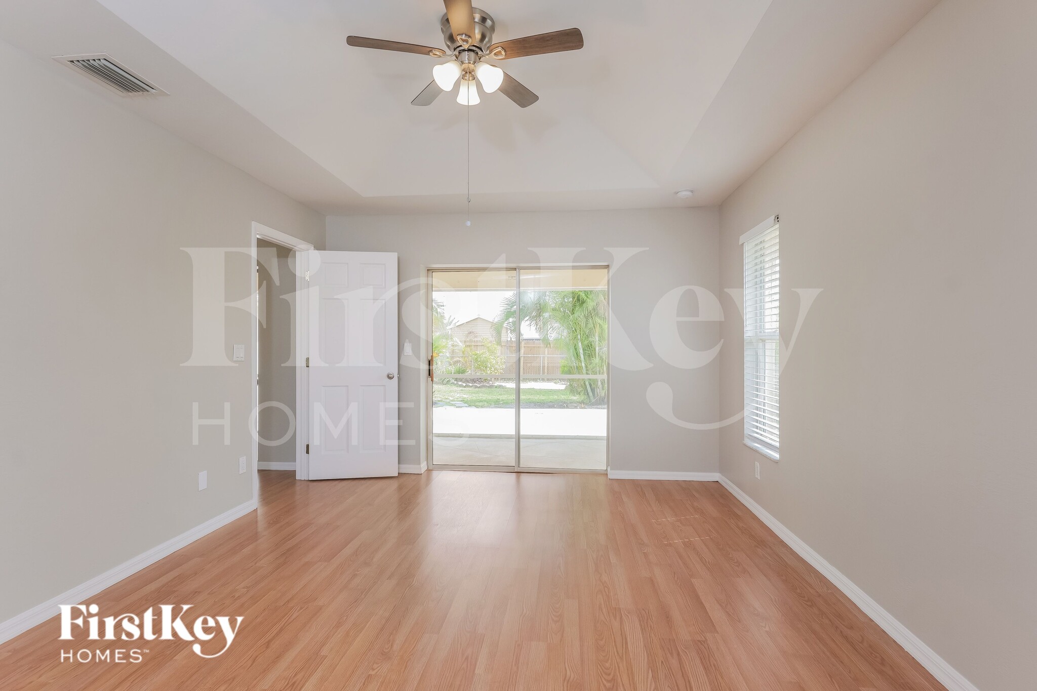 Building Photo - 2301 SE 8th Pl