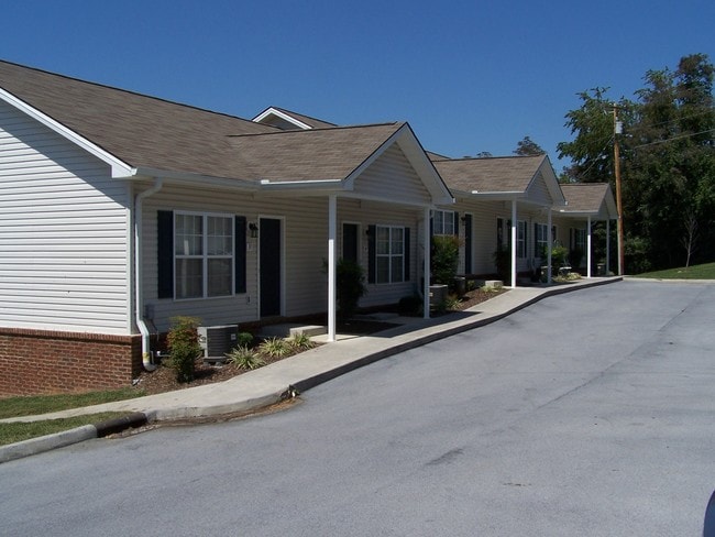 Primary Photo - 405 Christian Church Rd