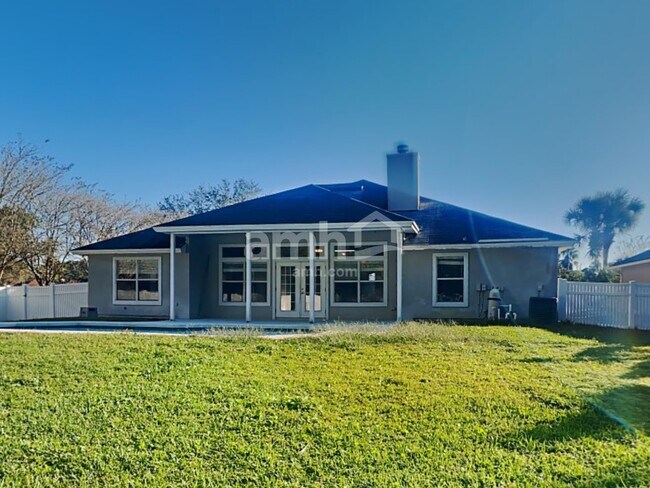 Building Photo - 23856 Flora Parke Blvd