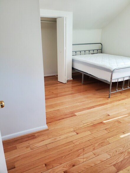 Bedroom closet - 2509 10th St NE
