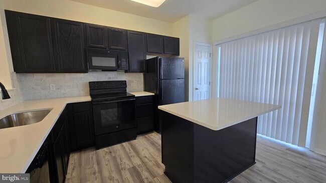 Building Photo - 47 Tyndall Trl