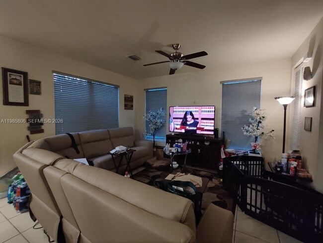 Building Photo - 9500 SW 171st Ct