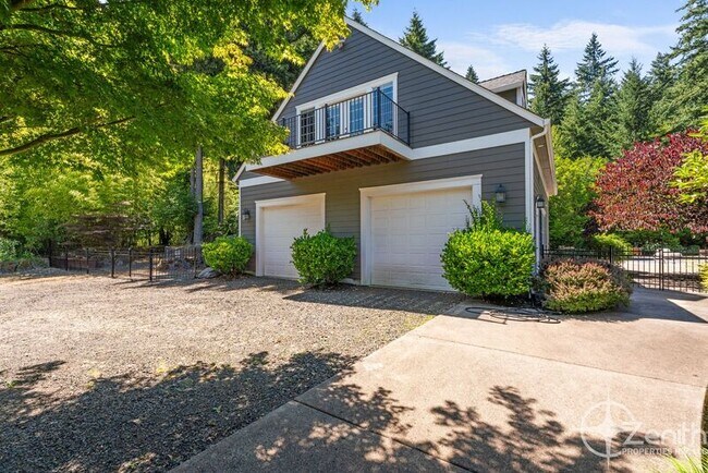 Building Photo - 4106 NE 242nd Ave