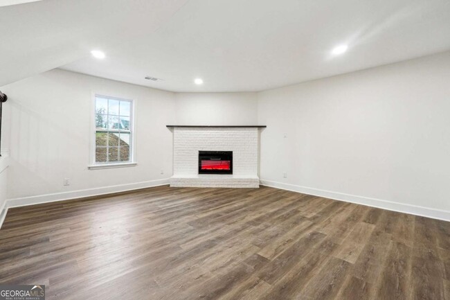 Building Photo - 5507 Flat Shoals Pkwy