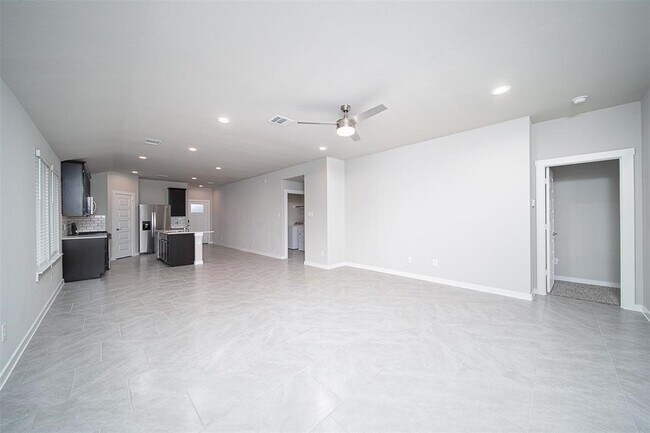 Building Photo - 7411 Victoria Brook Trace