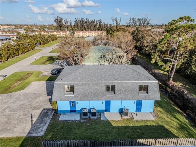 Building Photo - 16200 Dublin Cir