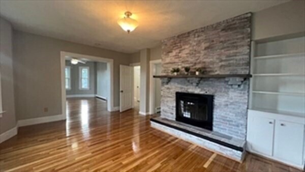 Building Photo - 212 Whitwell St