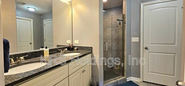 Building Photo - 7721 Cortland Place