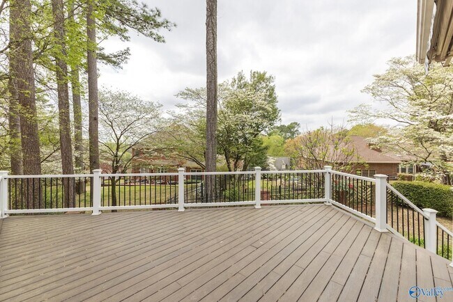 Building Photo - 481 Brenda Dr