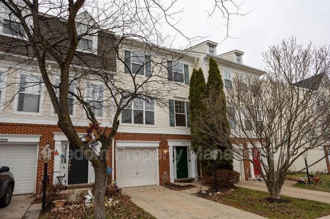 Building Photo - 8150 Rainwater Cir