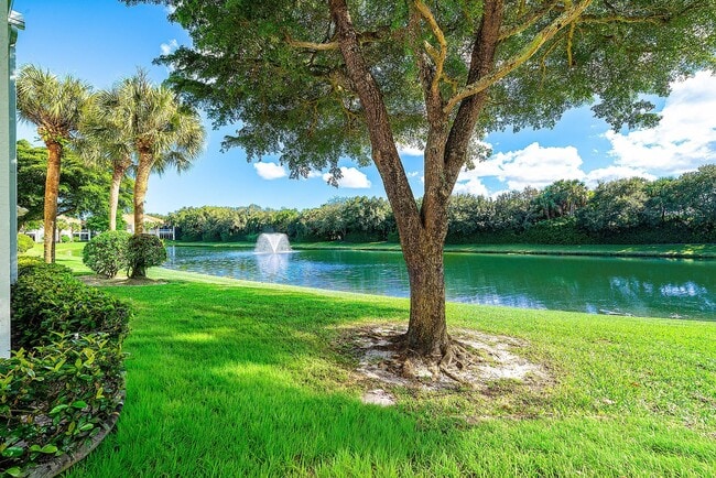 Building Photo - 106 Palm Bay Dr