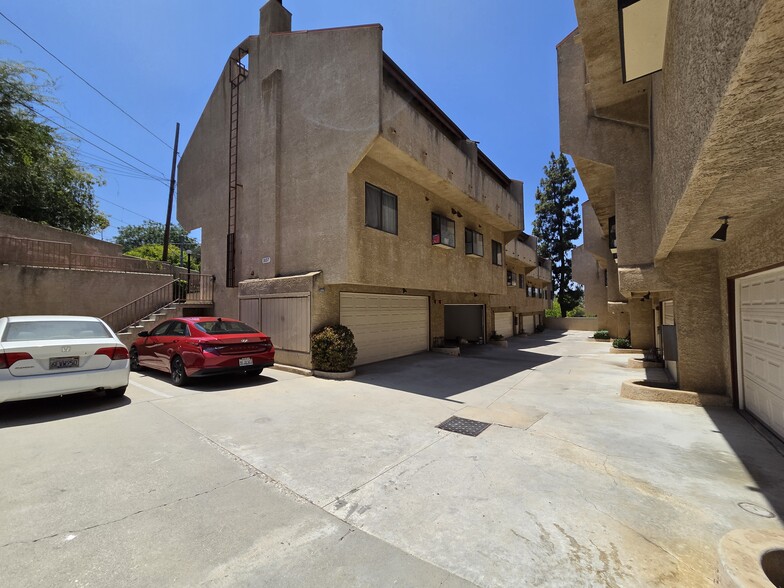 Building Photo - 1037 Arroyo Verde Rd