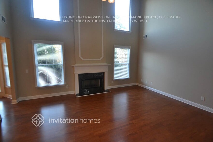 Building Photo - 1451 Heatherglade Ln