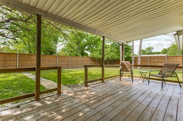 Building Photo - 638 Cranbrook Park