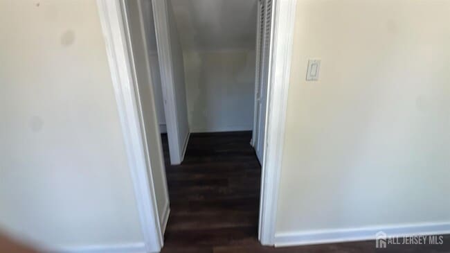 Building Photo - 127 Bentley Ave